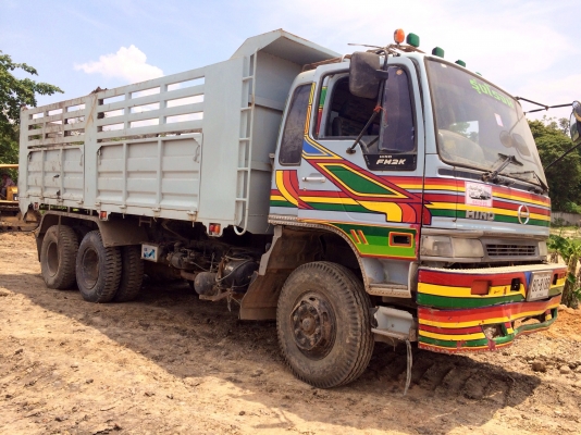 ขายด่วน  รถสิบล้อสองเพลาดั้มพ์  HINO  FM  2K  สมอเงิน   สภาพดีมาก  พร้อมใช้งาน  เอกสารพร้อม