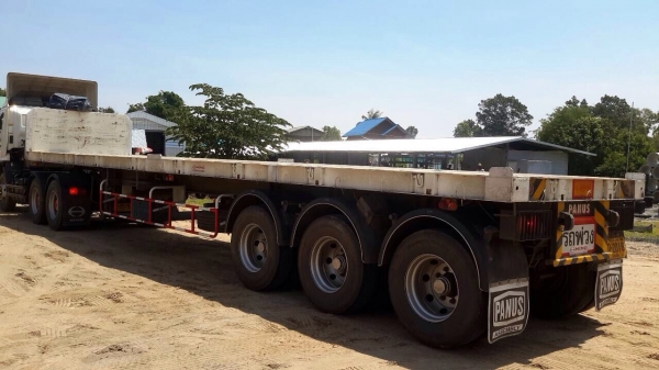 ขายดาวน์  รถสิบล้อหัวลาก  พร้อมหางพื้นเรียบสามเพลา  HINO  MEGA  344  ปี 57  สภาพพอๆกับรถใหม่