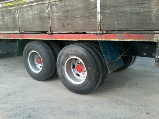 10ล้อHINO FL3H เครื่องJO8C 210แรง กระบะยาว6.20เมตร