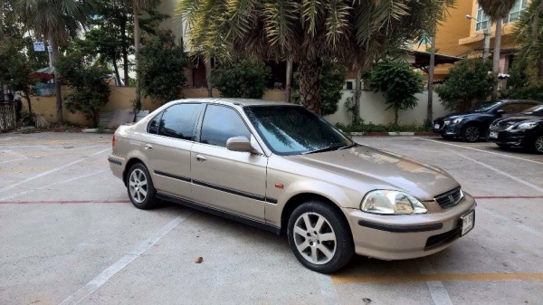 89000฿ขาย civic ตาโต เกียร์ ธรรมดา รถสวย ใช้งานได้ทันที่