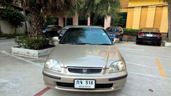 89000฿ขาย civic ตาโต เกียร์ ธรรมดา รถสวย ใช้งานได้ทันที่