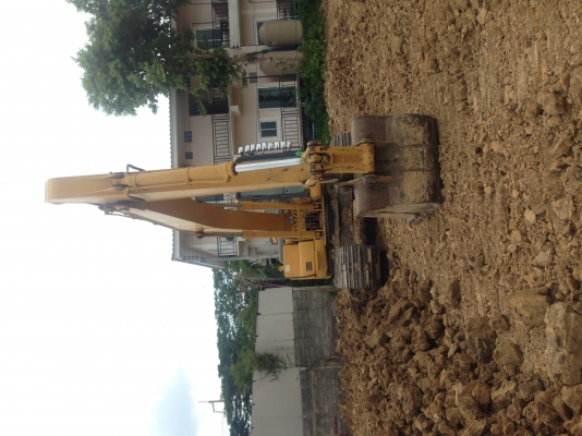 ขายด่วน KOMATSU PC200-8 ไมล์ 10000ชม.ค่ะ