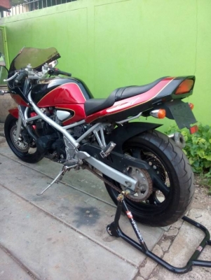 โอ บางนา ขาย bandit 400 ตัวลิมิเต็ด vc ฝาแดง อินวอย สรรพสามิตร ราคา 39,500 บาท โอ บางนา ขาย bandit 400 ตัวลิมิเต็ด vc ฝาแดง อินวอย สรรพสามิตร ราคา 39,500 บาท