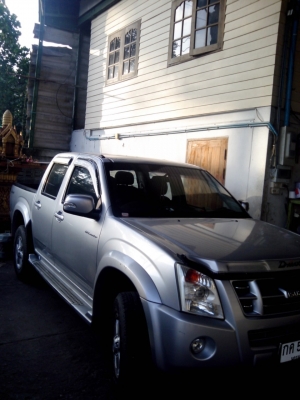 ขาย isuzu  d-max สภาพดี ขับไปตลาดอย่างเดียว