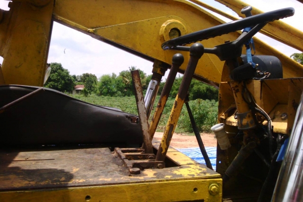 รถตัก ยี่ห้อโคมัตซุ รุ่น SD20