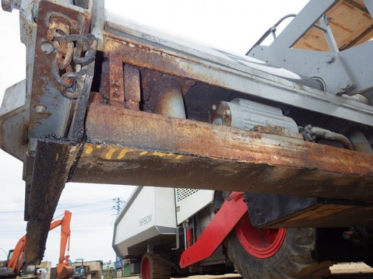 ขายรถปูยาง NIGATA NF60W ขายรถปูยาง NIGATA NF60W