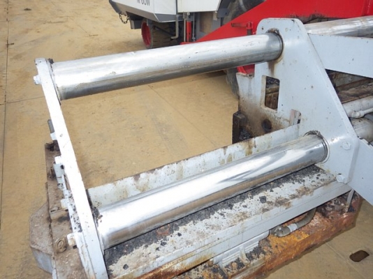 ขายรถปูยาง NIGATA NF60W ขายรถปูยาง NIGATA NF60W