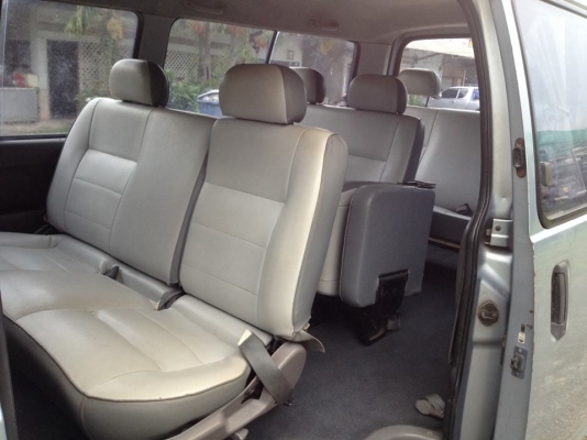 รถตู้ KIA pregio