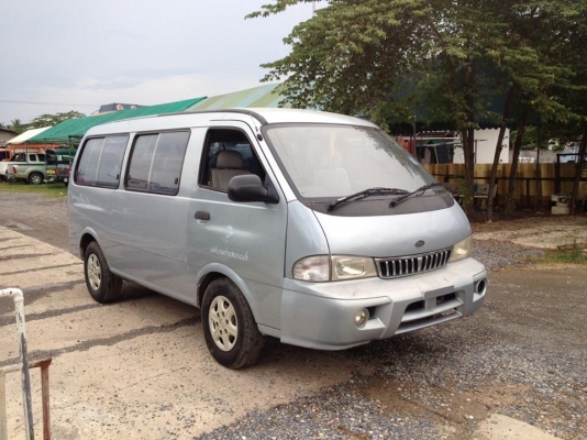 รถตู้ KIA pregio