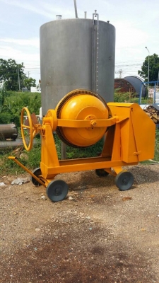 โม่คอนกรีต ...สภาพใหม่ใสกิ๊ก สวยขนาดนี้ จะซื้อมือหนึ่งให้เปลืองเงินทำไมครับ โม่คอนกรีต ...สภาพใหม่ใสกิ๊ก สวยขนาดนี้ จะซื้อมือหนึ่งให้เปลืองเงินทำไมครับ