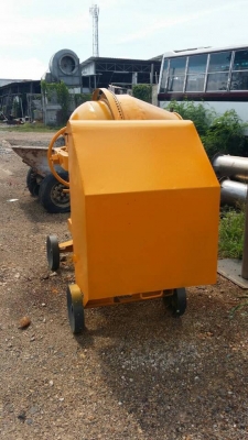 โม่คอนกรีต ...สภาพใหม่ใสกิ๊ก สวยขนาดนี้ จะซื้อมือหนึ่งให้เปลืองเงินทำไมครับ โม่คอนกรีต ...สภาพใหม่ใสกิ๊ก สวยขนาดนี้ จะซื้อมือหนึ่งให้เปลืองเงินทำไมครับ