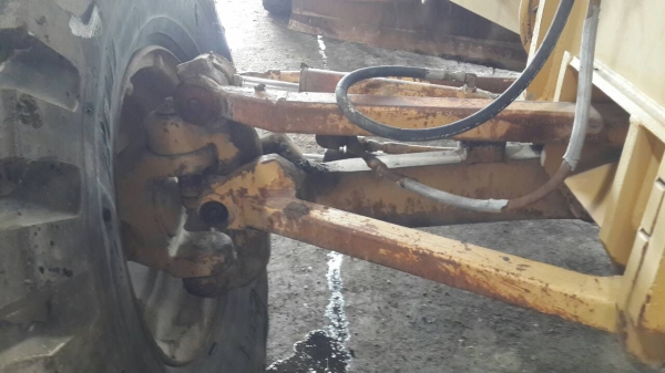 รถเกรด CAT 140G. ( รถทำงาน 11,xxx ชม. ) สนใจติดต่อ 081 - 6079515 รถเกรด CAT 140G. ( รถทำงาน 11,xxx ชม. ) สนใจติดต่อ 081 - 6079515