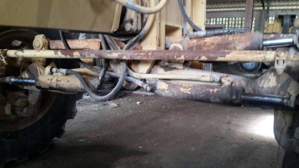 รถเกรด CAT 140G. ( รถทำงาน 11,xxx ชม. ) สนใจติดต่อ 081 - 6079515 รถเกรด CAT 140G. ( รถทำงาน 11,xxx ชม. ) สนใจติดต่อ 081 - 6079515