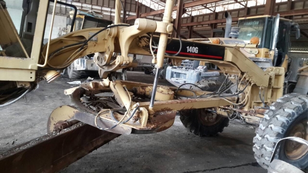 รถเกรด CAT 140G. ( รถทำงาน 11,xxx ชม. ) สนใจติดต่อ 081 - 6079515 รถเกรด CAT 140G. ( รถทำงาน 11,xxx ชม. ) สนใจติดต่อ 081 - 6079515