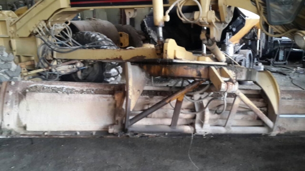 รถเกรด CAT 140G. ( รถทำงาน 11,xxx ชม. ) สนใจติดต่อ 081 - 6079515 รถเกรด CAT 140G. ( รถทำงาน 11,xxx ชม. ) สนใจติดต่อ 081 - 6079515