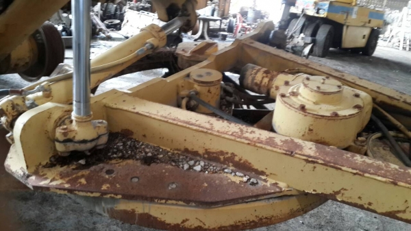 รถเกรด CAT 140G. ( รถทำงาน 11,xxx ชม. ) สนใจติดต่อ 081 - 6079515 รถเกรด CAT 140G. ( รถทำงาน 11,xxx ชม. ) สนใจติดต่อ 081 - 6079515