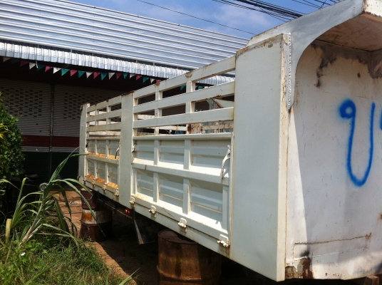 กระบะสิบล้อพร้อมชุดดรั้ม คัชชีเทียม