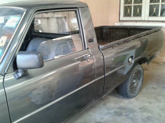 มาสด้าแฟมมิลี่ 1300cc ติดแก๊สอย่างเดียว น้ำมันไม่ต้อง งานสีทำมาใหม่ไม่มีผุ พร้อมทะเบียนต่อเรียบร้อย มาสด้าแฟมมิลี่ 1300cc ติดแก๊สอย่างเดียว น้ำมันไม่ต้อง งานสีทำมาใหม่ไม่มีผุ พร้อมทะเบียนต่อเรียบร้อย