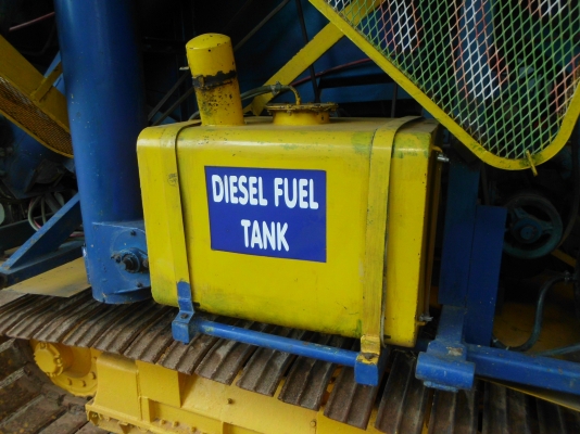 ขายรถเกี่ยวข้าว เกษตรพัฒนา อุ้ม 1.5 ตัน รุ่นเงินมี หน้าเกียว 3 เมตร ขายรถเกี่ยวข้าว เกษตรพัฒนา อุ้ม 1.5 ตัน รุ่นเงินมี หน้าเกียว 3 เมตร