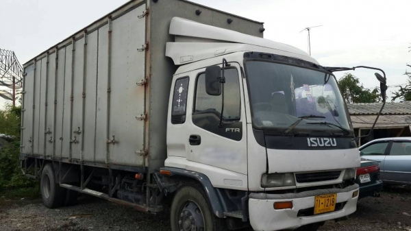 ขายรถบรรทุก6ล้อ อีซูซุ เดคก้า