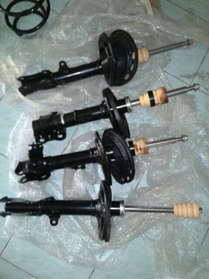 โช๊คพร้อมสปริง Toyota Camry ACV40 สภาพใหม่