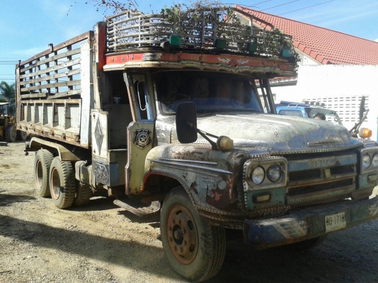 ขายด่วน 10 ล้อหัวยาวดั้ม