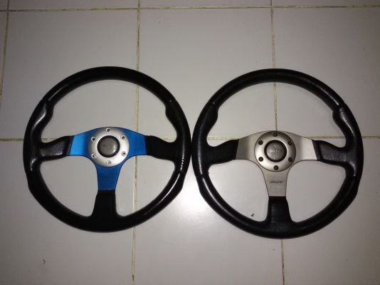 พวงมาลัย MOMO RACE แท้ ญี่ปุ่น ขนาด 13.5