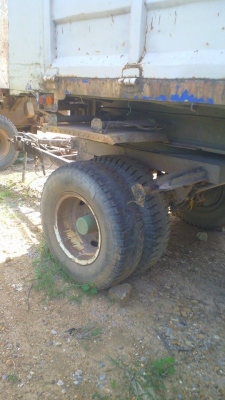 หางพ่วงดั้ม ส.สุชัย แบบสามเพลา ยาว 6.3 เมตร ราคาต่อรอง.