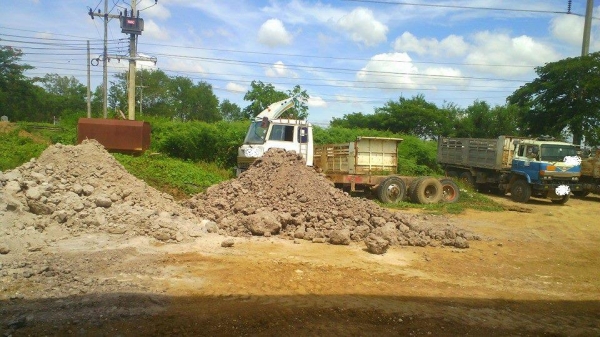 รถสิบล้อ HINO KT920 เครื่อง HO7C เก๋ง F18 หลุดมัดจำ.