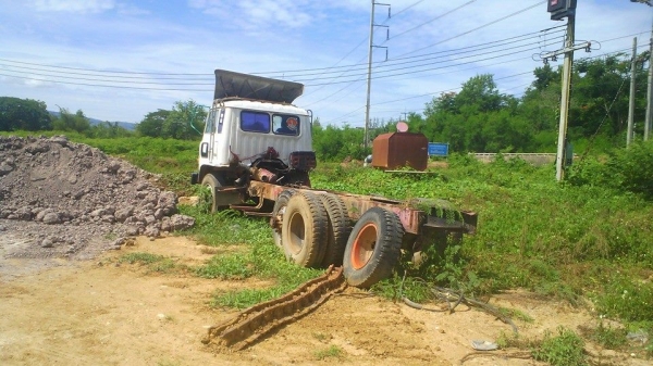 รถสิบล้อ HINO KT920 เครื่อง HO7C เก๋ง F18 หลุดมัดจำ.