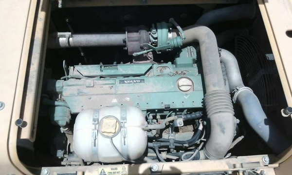 รถแบคโฮ VOLVO EC210B เลขชั่วโมง 5,000 ชม.