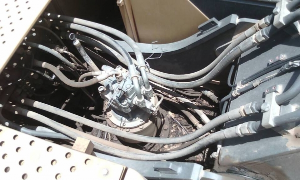 รถแบคโฮ VOLVO EC210B เลขชั่วโมง 5,000 ชม.