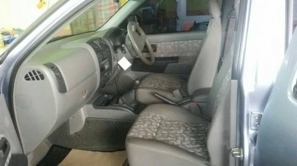 ขายดีแมกสี่ดอ เครื่อง2.5เทอโบปี05 รถสวยสอาดทั้งนอกและใน เดิมบาง ไม่เคยชน พร้อมใช้พร้อมโอน เล่มสวย ขาย229000บาท0896069238