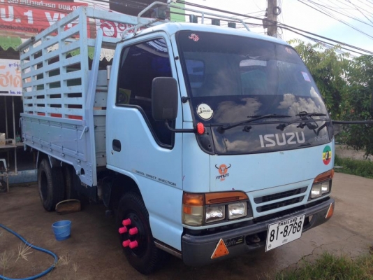 ขายรถ 6 ล้อสั้น NKR รถห้างแท้ ด่วนๆๆๆ