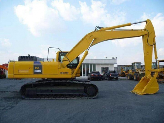 รถแม็คโค PC300 รุ่น8 ใช้งาน 5,161 ชั่วโมง รถปี 2009