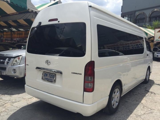 TOYOTA COMMUTER2.5ดีเซลปี12เกียMTเบาะ4แถวเดิมๆโทร0877758887นาง
