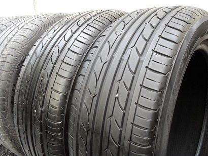 ขายยาง YOKOHAMA Earth-1 ปี2213 (1คู่) 205-55-16 ราคา 1,800