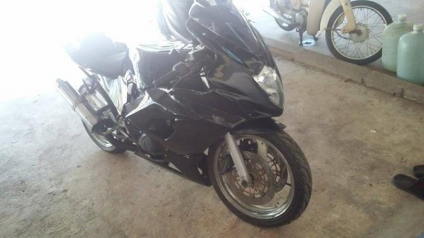 ขายgsx400 แฟริ่งk7