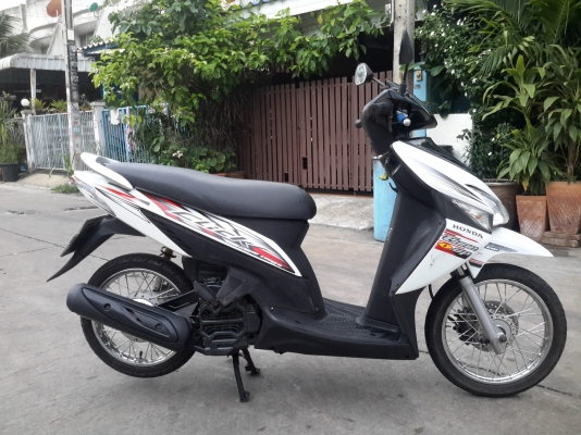 ขายฮอนด้าคลิกคาร์บูปี50สตาร์ทมือ น่าใช้