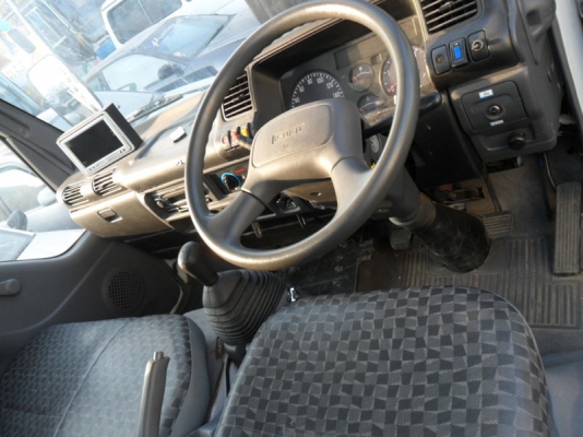 Isuzu NKR 130/ยาว 4.3 เมตร  ปี 51,52 วิ่ง 2x,xxx ถึง 3x,xxx โล