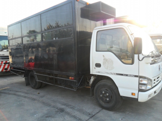 Isuzu NKR 130/ยาว 4.3 เมตร  ปี 51,52 วิ่ง 2x,xxx ถึง 3x,xxx โล