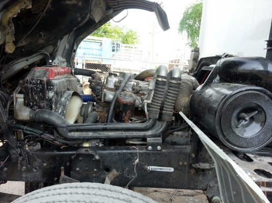 ขายด่วนไอ้หลงFUSO FN527 TD3XXX 2 เพลา เครื่อง6D16 (เพลาบุ๋ม )