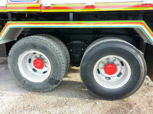 ขายด่วนไอ้หลงFUSO FN527 TD3XXX 2 เพลา เครื่อง6D16 (เพลาบุ๋ม )