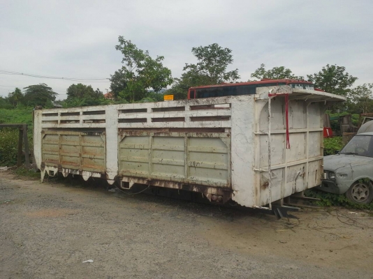 ขายกะบะดั้ม10 ล้อสภาพดี ชุดยกครบ ทรงสวย 80\% คัชชีกว้าง88 ซม กะบะยาว6เมตร กว้าง245ซม.