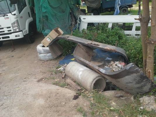 ขายกะบะดั้ม10 ล้อสภาพดี ชุดยกครบ ทรงสวย 80\% คัชชีกว้าง88 ซม กะบะยาว6เมตร กว้าง245ซม.