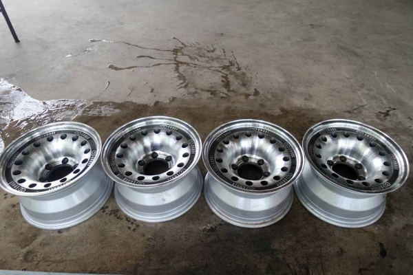 หยดน้ำ ENKEI JAPAN หนาๆเดิมๆ 15x8.5 ET-20 หยดน้ำ ENKEI JAPAN หนาๆเดิมๆ 15x8.5 ET-20