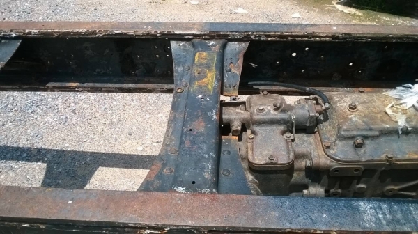 ขายหัวคัสซี 10 ล้อ NISSAN ราคาถูก แท่นเพลาโบกี้ครบ ไม่มีชุดเฟืองท้าย เครื่อง PD6 185 แรงม้า เกียร์ใหญ่ เอกสารทะเบียนชุดโอนครบ