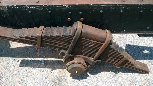 ขายหัวคัสซี 10 ล้อ NISSAN ราคาถูก แท่นเพลาโบกี้ครบ ไม่มีชุดเฟืองท้าย เครื่อง PD6 185 แรงม้า เกียร์ใหญ่ เอกสารทะเบียนชุดโอนครบ