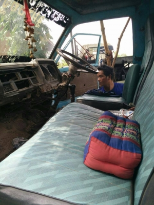 ขายด่วนหกล้อติดเครน2.5ตันISUZUKS100แรงสภาพพร้อมใช้งานเก็บรายละเอียดหน่อยสวยกริบโทร0843923995