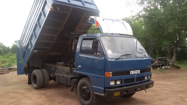 ขายหกล้อดั้มพ์ อีซูสุNPR59LU5FM-115 ปี38 Fหน้า-หลัง แอร์เย็น เพาเวอร์ เกียร์ร็อก ดั้มสามมิตร ขายหกล้อดั้มพ์ อีซูสุNPR59LU5FM-115 ปี38 Fหน้า-หลัง แอร์เย็น เพาเวอร์ เกียร์ร็อก ดั้มสามมิตร